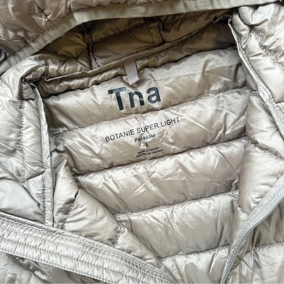 TNA botanie goose down puffer - Picture 6 of 9